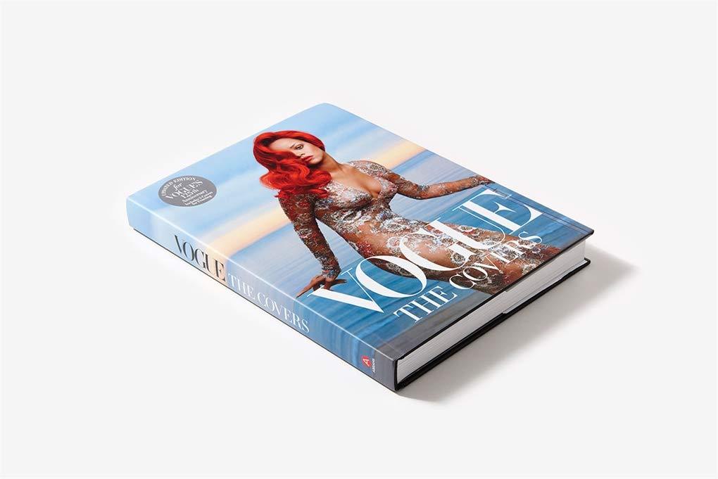 Coffee Table Book / VOGUE: THE COVERS