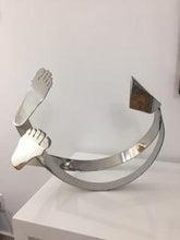 Load image into Gallery viewer, A sculpture with fluidity, SOSSEGO, which can be viewed from every perspective, even if it has a "main" side that defines positioning. Luiz Campoy takes us on a marvelous adventure with his sense of humor and his deft expertise in creating this three-dime